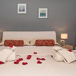 App Sea View In Old Town With Balcony *